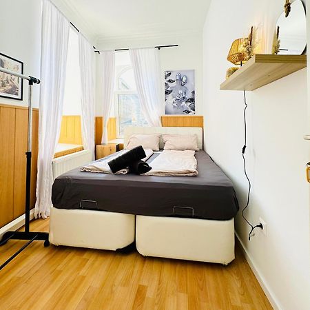 Comfy Rooms In A Shared Apt, 8Min To Rathausplatz Відень Екстер'єр фото