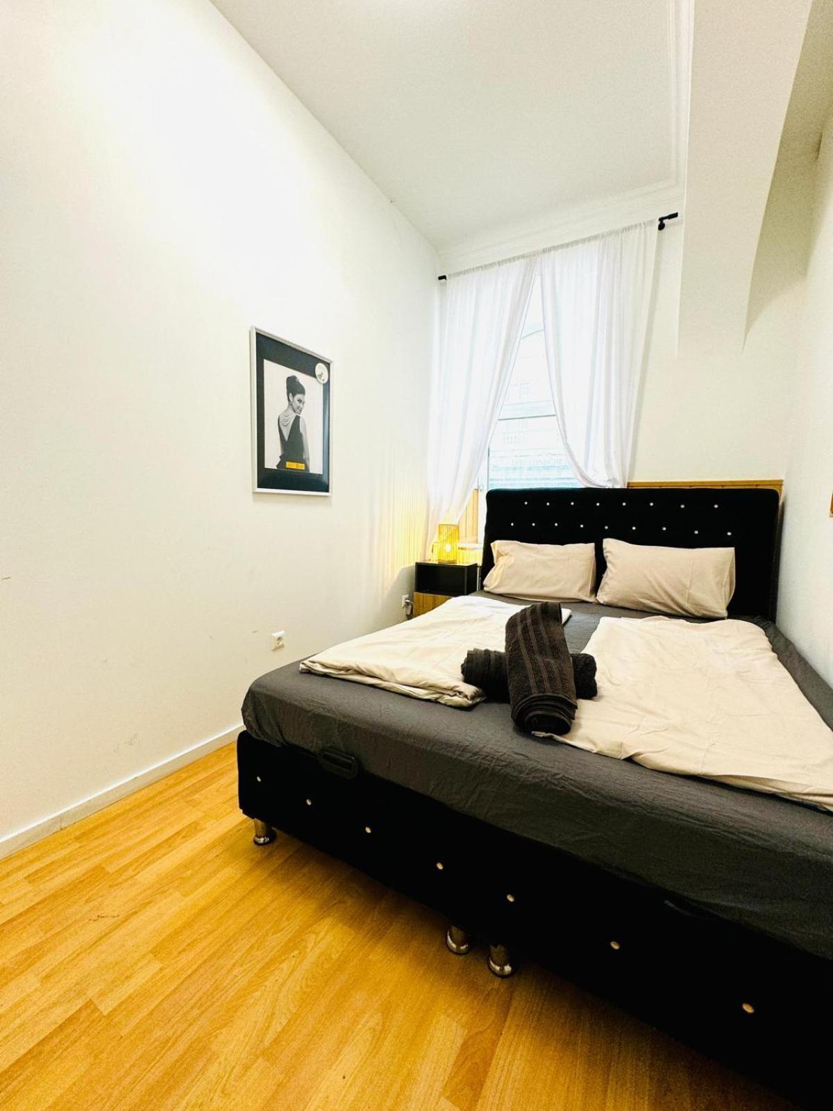 Comfy Rooms In A Shared Apt, 8Min To Rathausplatz Відень Екстер'єр фото