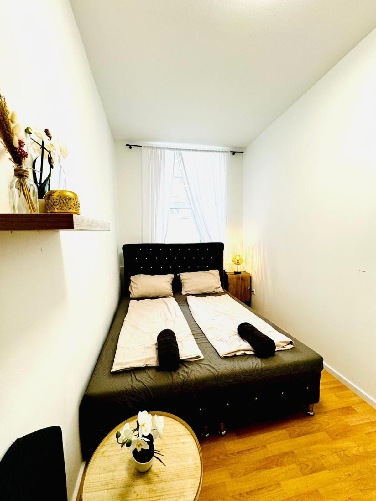 Comfy Rooms In A Shared Apt, 8Min To Rathausplatz Відень Екстер'єр фото