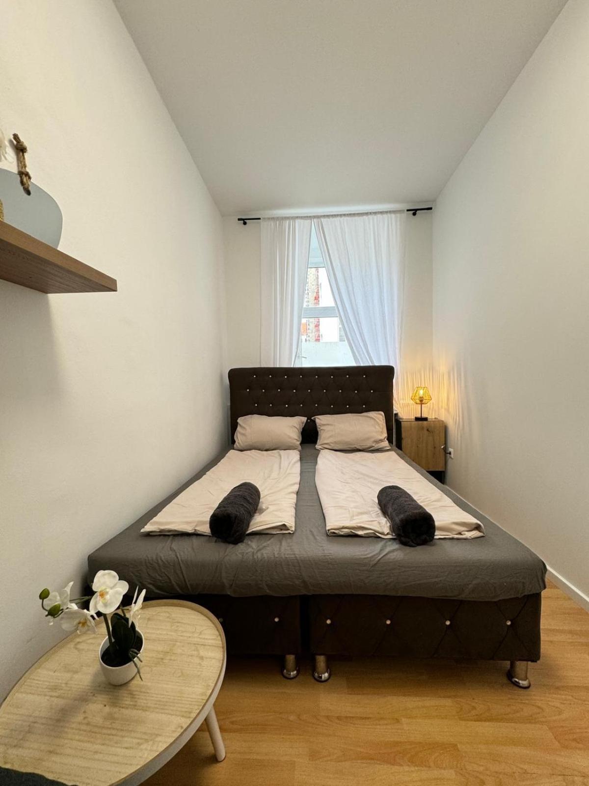 Comfy Rooms In A Shared Apt, 8Min To Rathausplatz Відень Екстер'єр фото