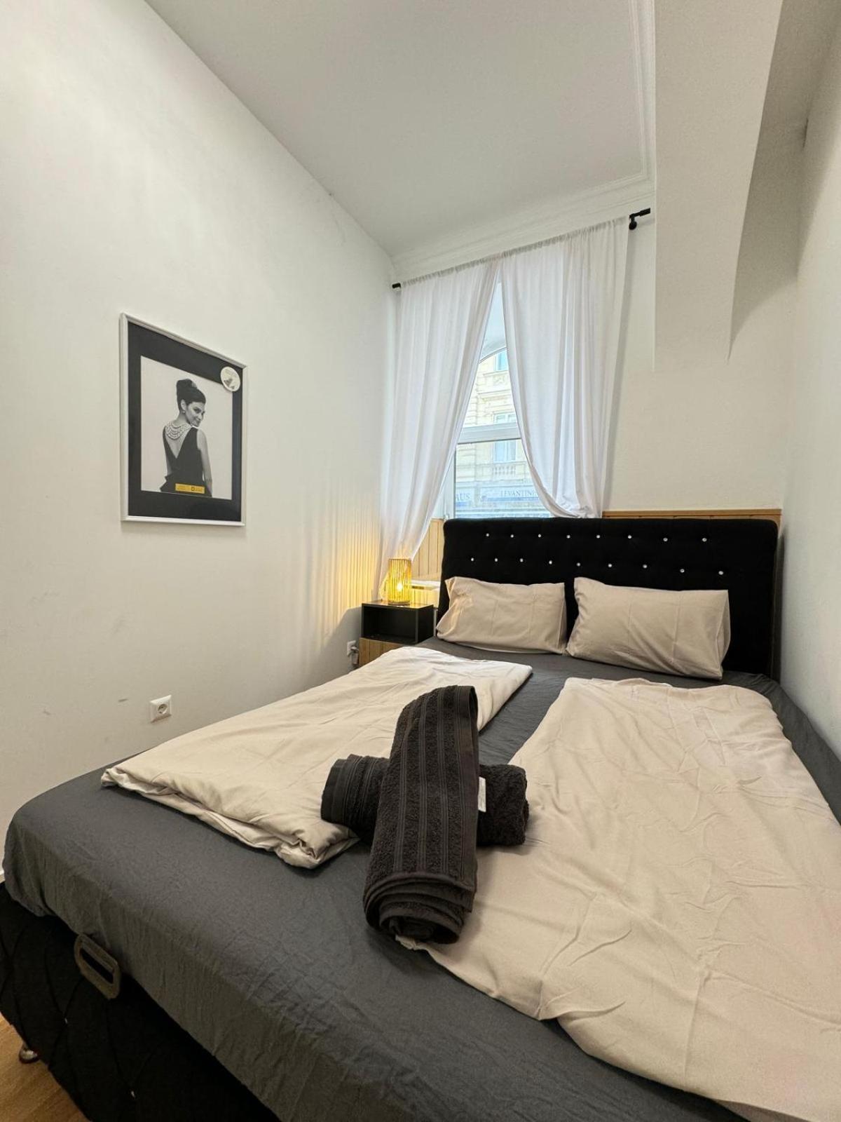 Comfy Rooms In A Shared Apt, 8Min To Rathausplatz Відень Екстер'єр фото