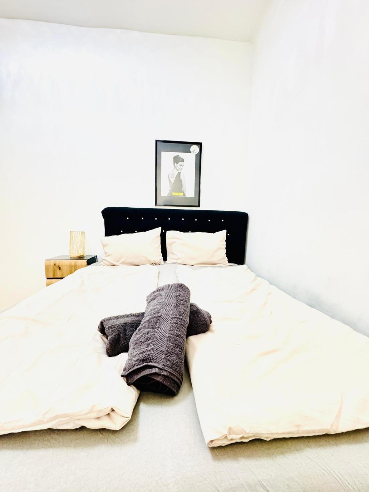 Comfy Rooms In A Shared Apt, 8Min To Rathausplatz Відень Екстер'єр фото