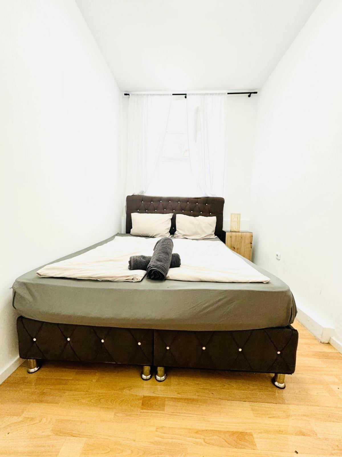 Comfy Rooms In A Shared Apt, 8Min To Rathausplatz Відень Екстер'єр фото