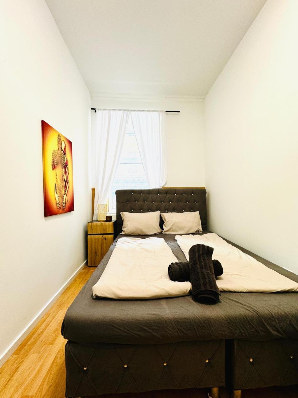 Comfy Rooms In A Shared Apt, 8Min To Rathausplatz Відень Екстер'єр фото