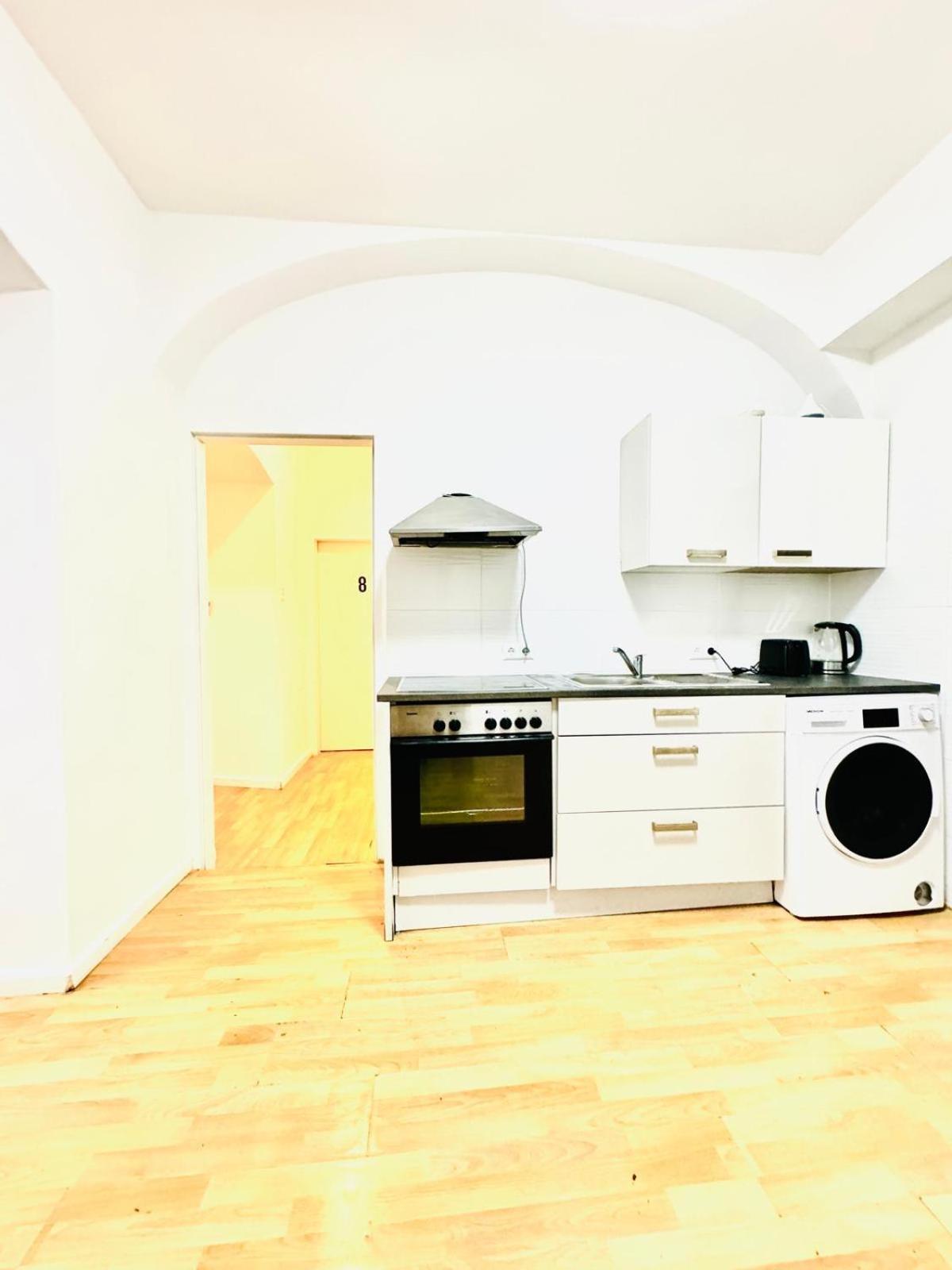 Comfy Rooms In A Shared Apt, 8Min To Rathausplatz Відень Екстер'єр фото