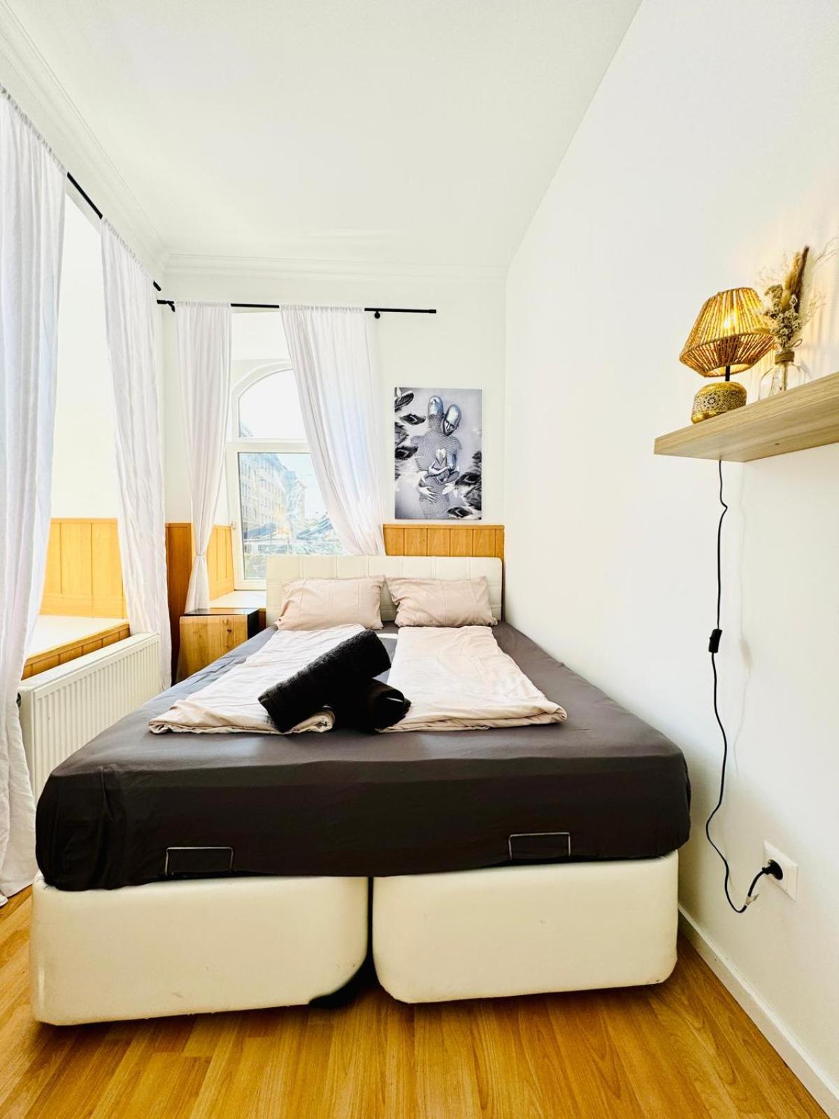 Comfy Rooms In A Shared Apt, 8Min To Rathausplatz Відень Екстер'єр фото